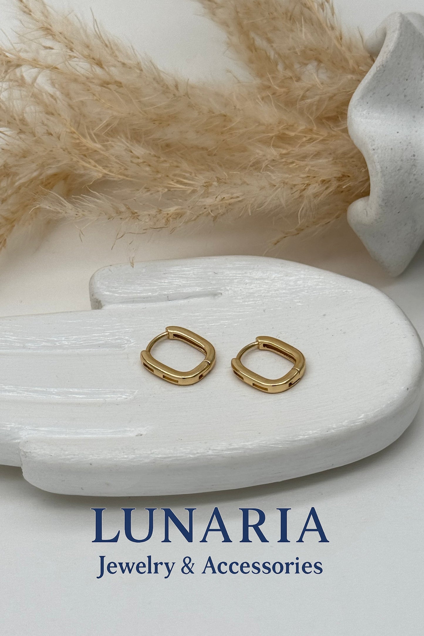 Candongas Tipo Huggies en Oro Laminado 18k