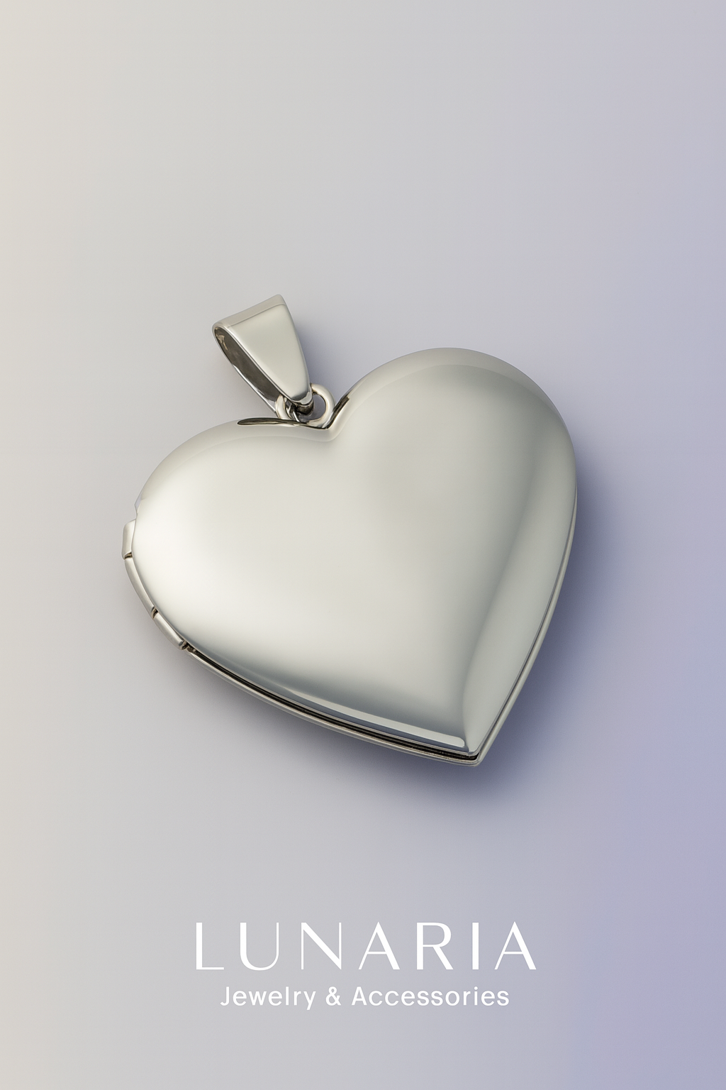 Dije Relicario Corazón Plateado