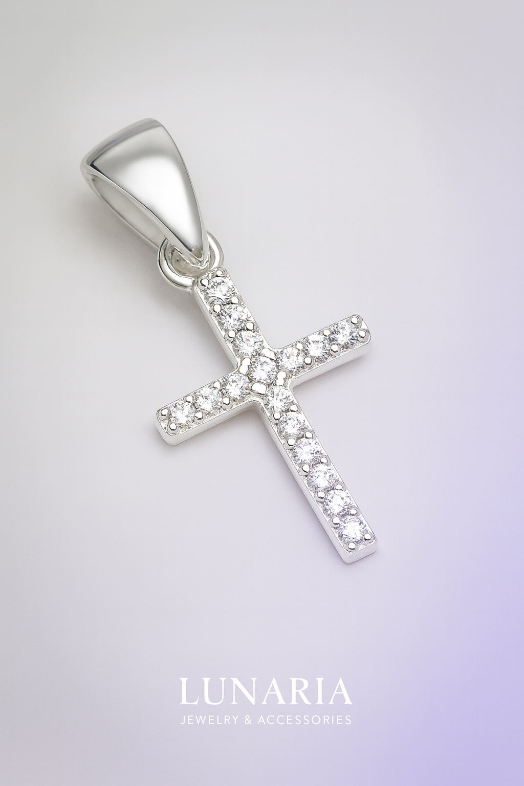 Dije de Cruz Diamantada