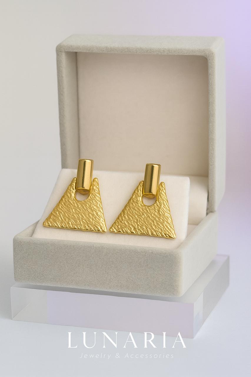 Aretes Piramide Tallada